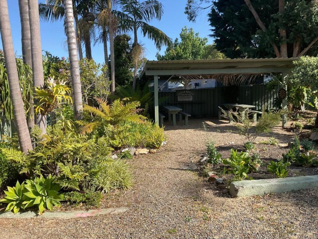 The Silver Bream Motel & Self Contained Units Mallacoota Buitenkant foto